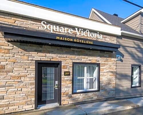 Square Victoria Maison Hoteliere Sherbrooke Airport Canada thumbnail