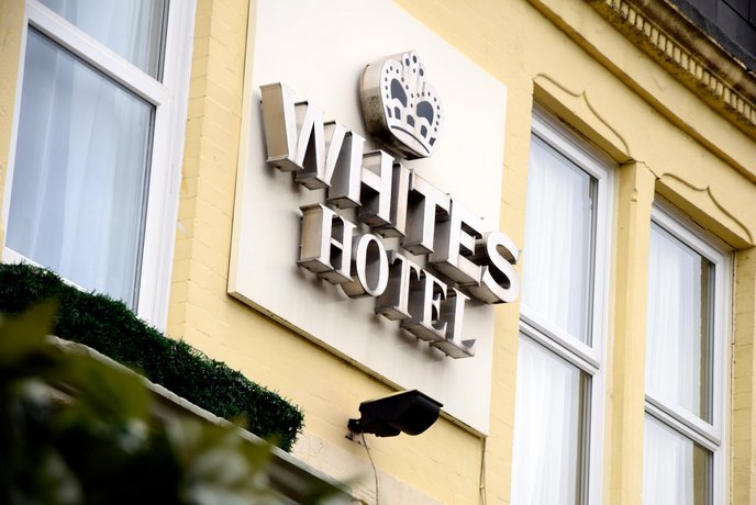 Whites Hotel