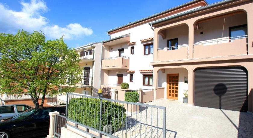 Ananas Apartments