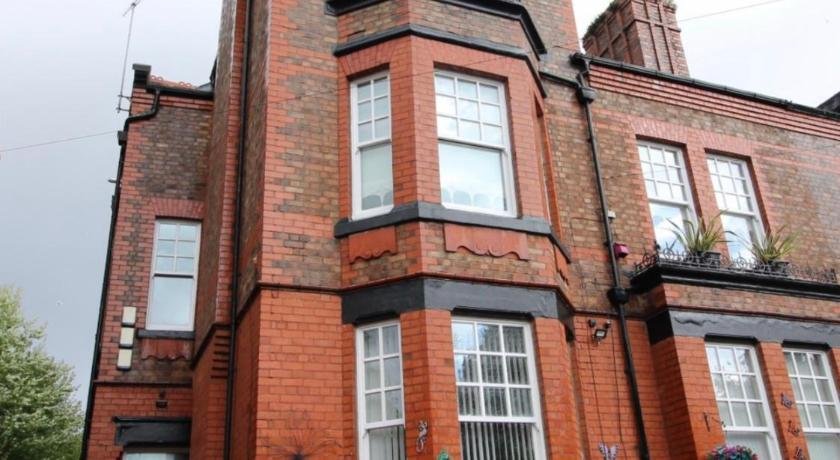 Alpheus Living Newsham Apartment