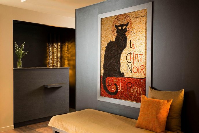 Hotel Le Chat Noir