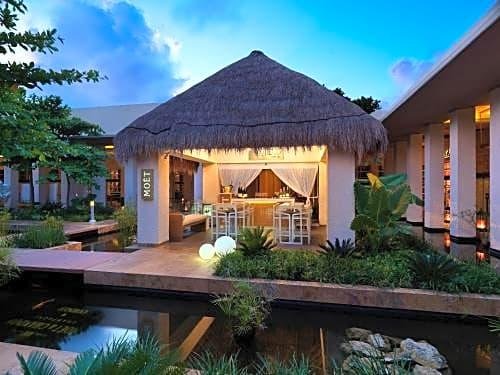 Family Concierge at Paradisus La Esmeralda