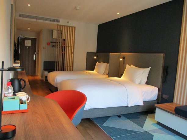 Holiday Inn Express Shanghai Tourism Zone