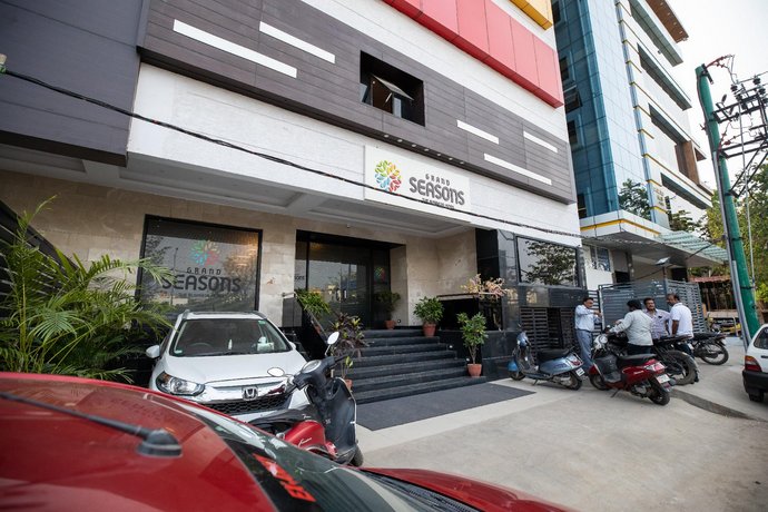 Grand Seasons - The Business Hotel