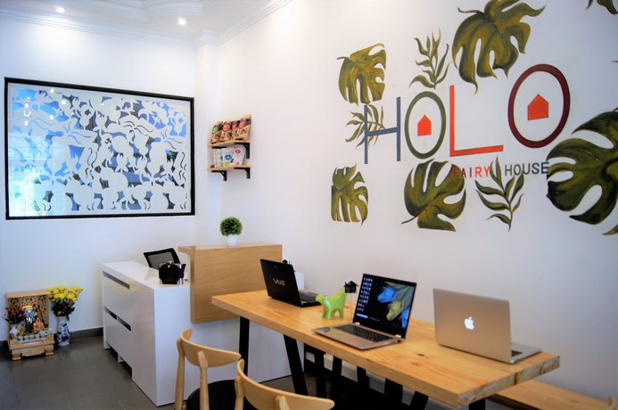 HoLo Fairy House Saigon - Serviced Homestay