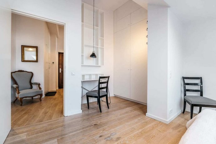 Penthouse Skyline by Loft Affair
