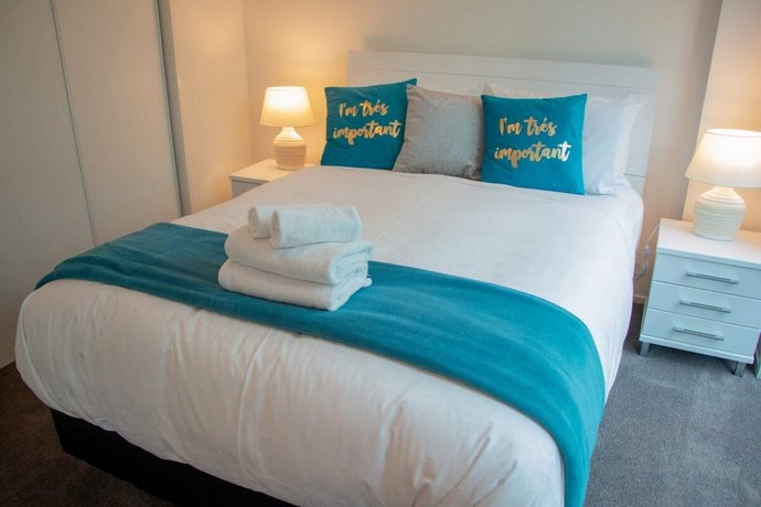 Modern 1 Bedroom Downtown Apartment Near Spark Arena