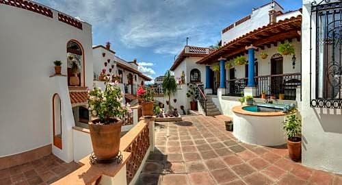 Hotel Santa Paula Taxco
