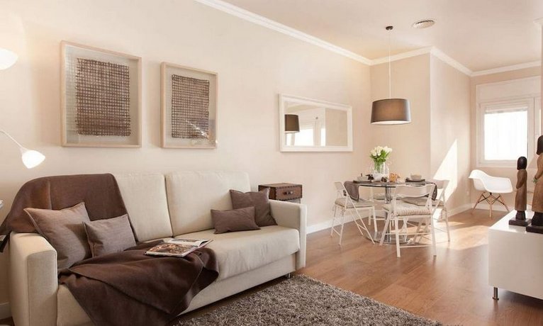 Enjoybcn Coliseum Apartments