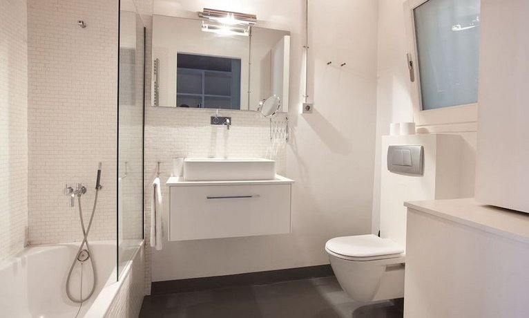 Enjoybcn Coliseum Apartments