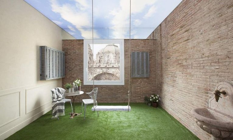 Enjoybcn Coliseum Apartments