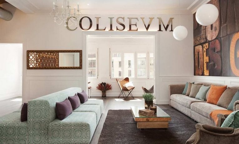Enjoybcn Coliseum Apartments