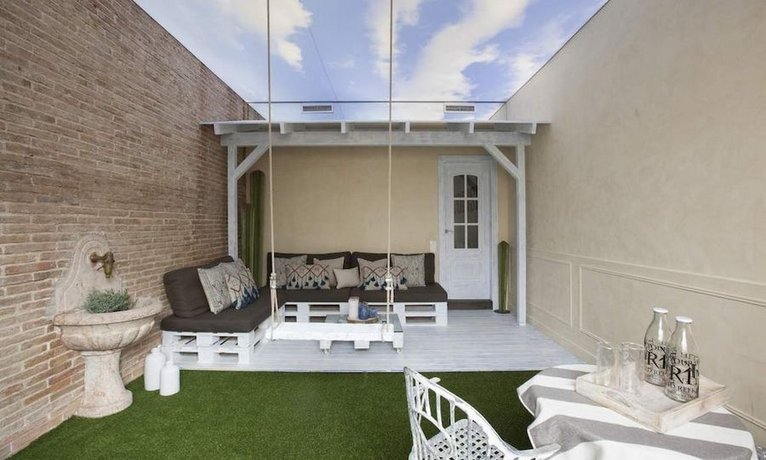 Enjoybcn Coliseum Apartments