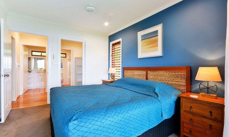 1 Heliconia Ocean View 3 Bedroom House Near Marina With Golf Buggy