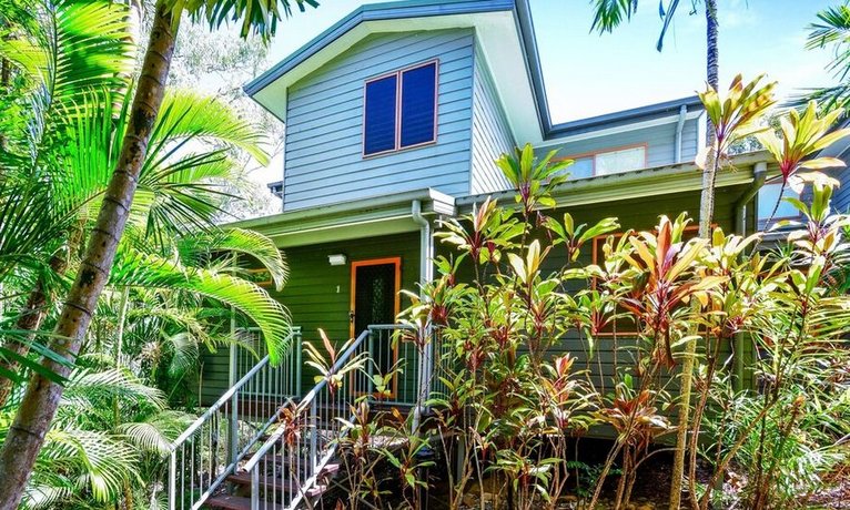 1 Heliconia Ocean View 3 Bedroom House Near Marina With Golf Buggy