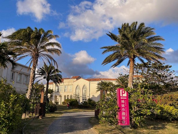 4 Sisters Villa