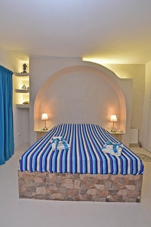 Tinos Aqua Palazzo