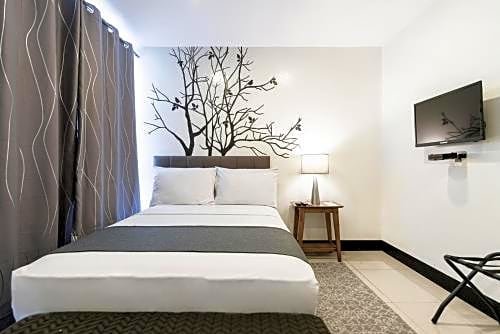 Artemis Place Makati Hotel