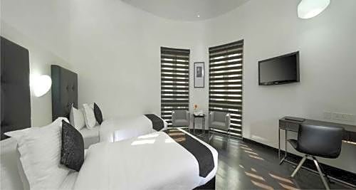 Sapphire Suites Kolkata