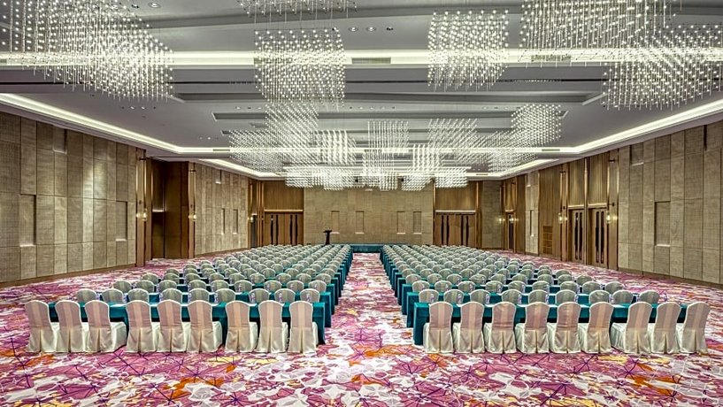 Crowne Plaza Beihai Silver Beach