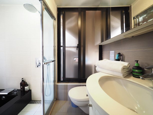 Downtown Center Designer Suite