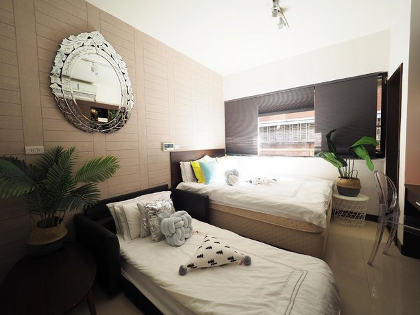 Downtown Center Designer Suite