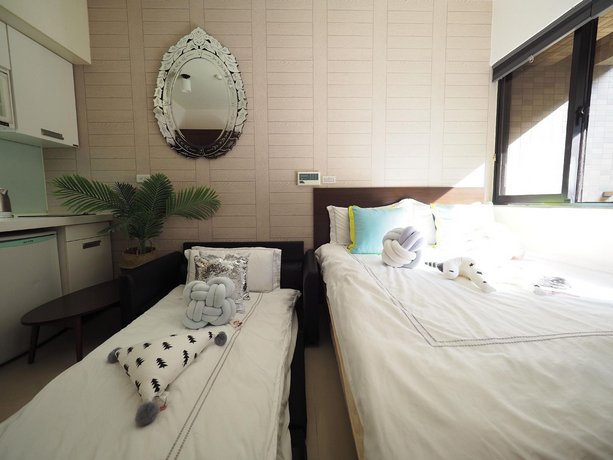 Downtown Center Designer Suite