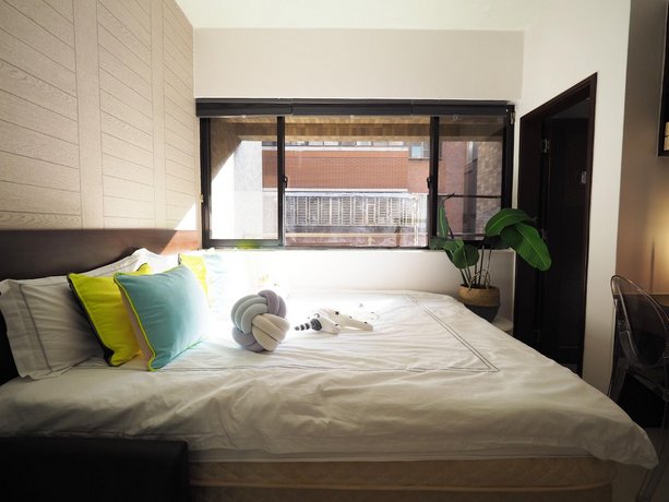 Downtown Center Designer Suite