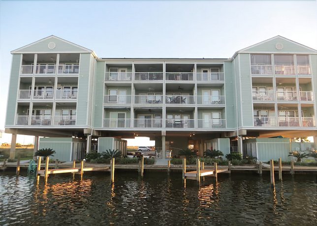 Jubilee Landing 103