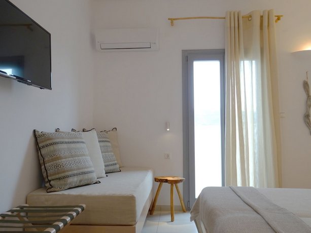 Paros Bay