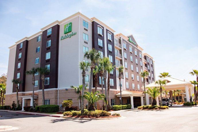 Holiday Inn Hotel & Suites Lake City