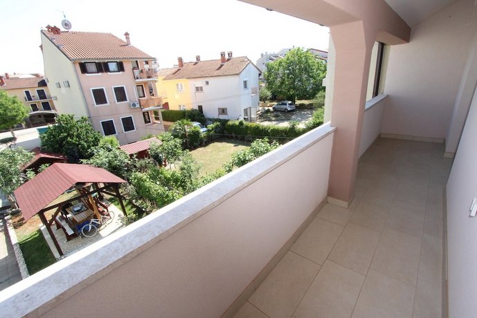 Apartments Eni