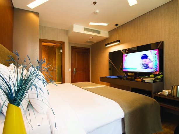 Blueway Hotel Historical
