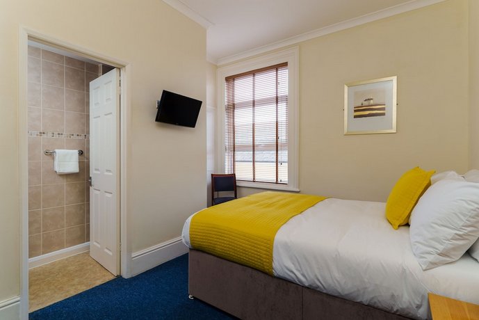 St Andrews Hotel