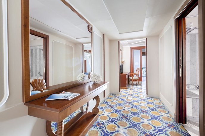 Mar Hotel Alimuri