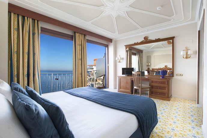 Mar Hotel Alimuri