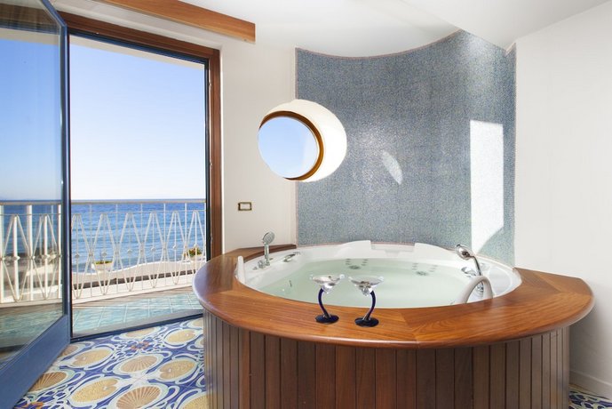 Mar Hotel Alimuri