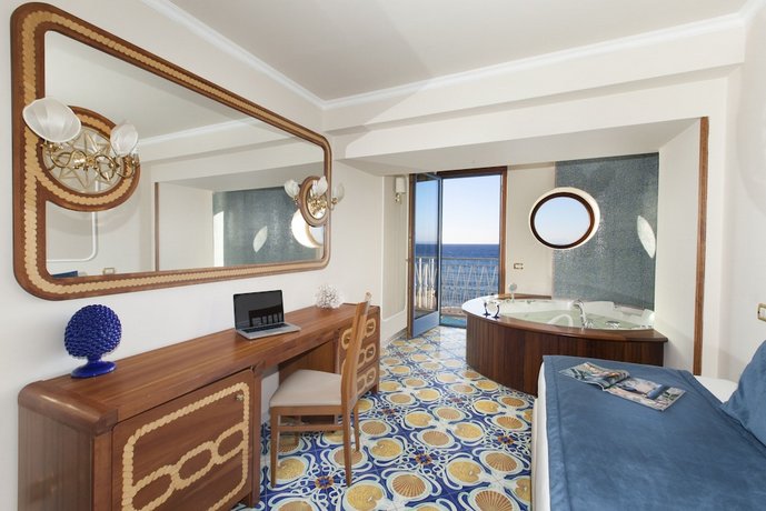 Mar Hotel Alimuri