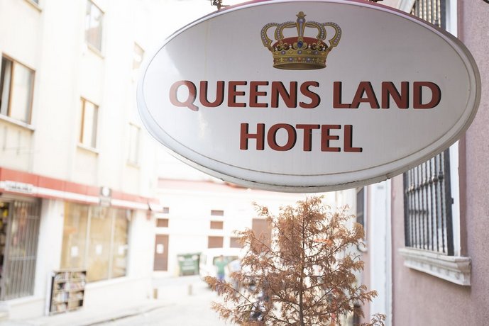Hotel Queens Land