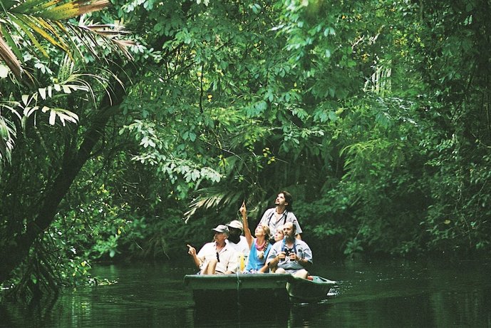 Tortuga Lodge & Gardens