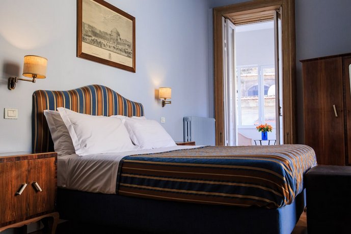 Spaccanapoli Comfort Suites