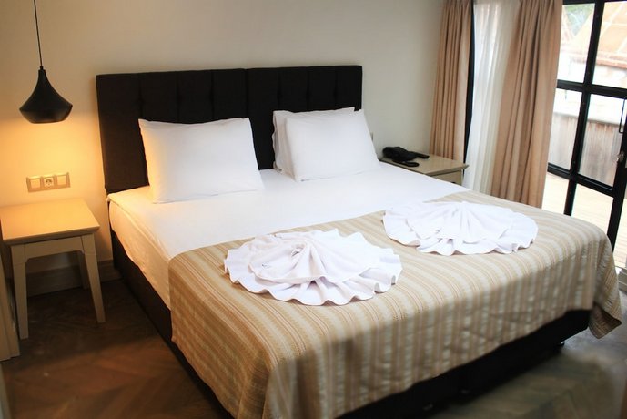Ishak Pasa Hotel