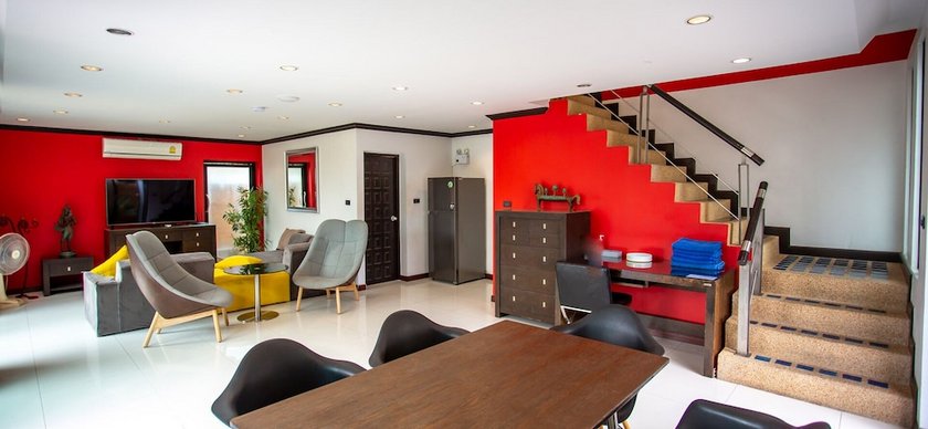 4poolvillas