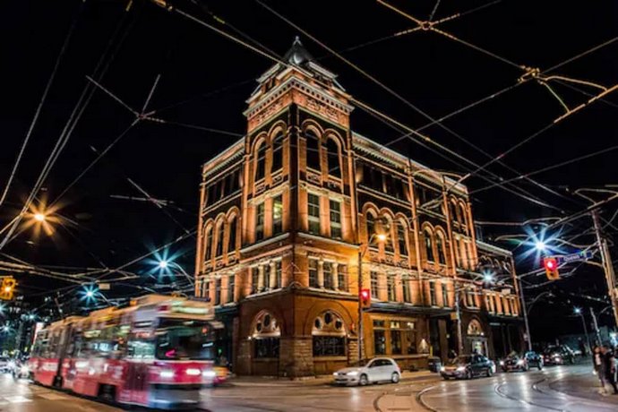 The Broadview Hotel Chinatown East Canada thumbnail