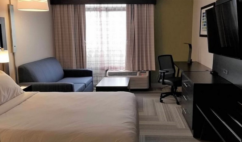 Holiday Inn Express Philadelphia NE-Bensalem