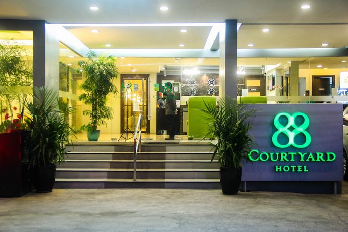 88 Courtyard Hotel