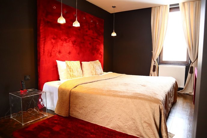Chambers'n Charm Boutique Hotel
