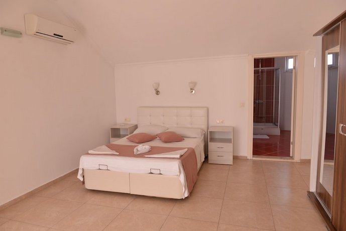 Sea Heaven Legend Apartments