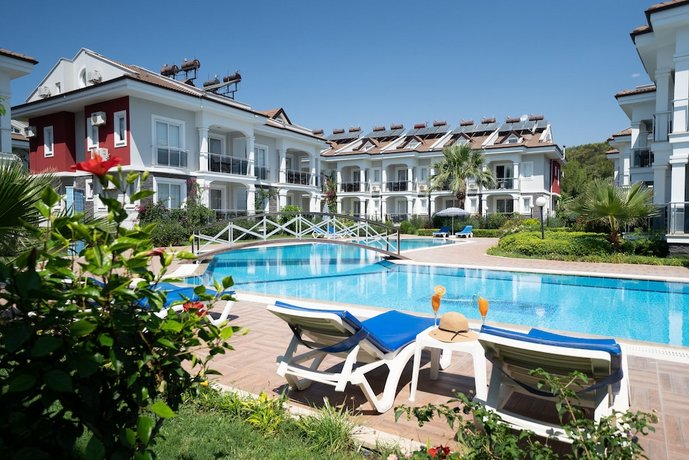 Sea Heaven Legend Apartments