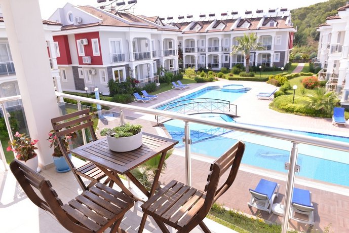 Sea Heaven Legend Apartments